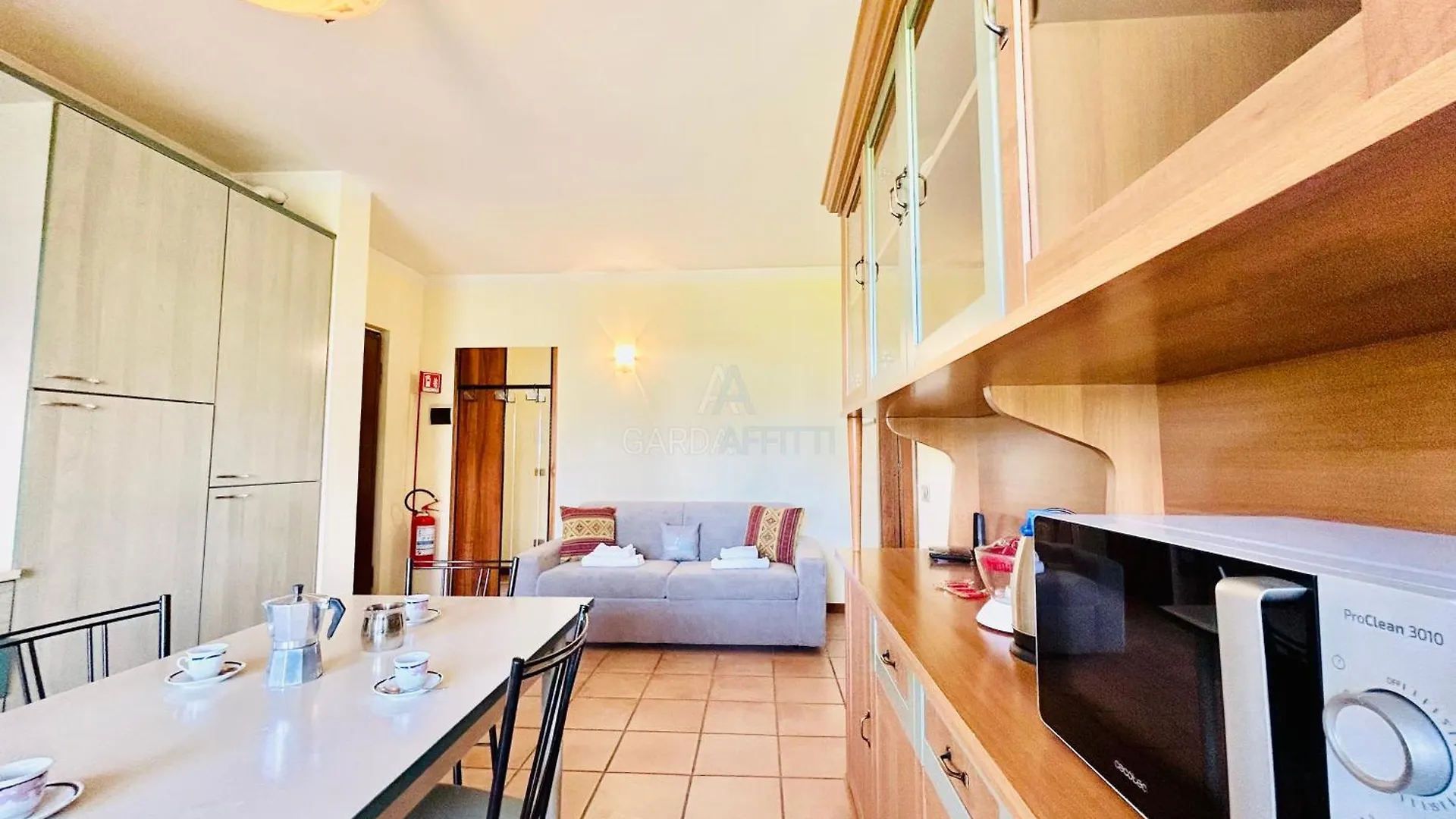 Apartment Little Italy Apt- Piscina E Relax Al Lago Di Garda Rivoltella del Garda