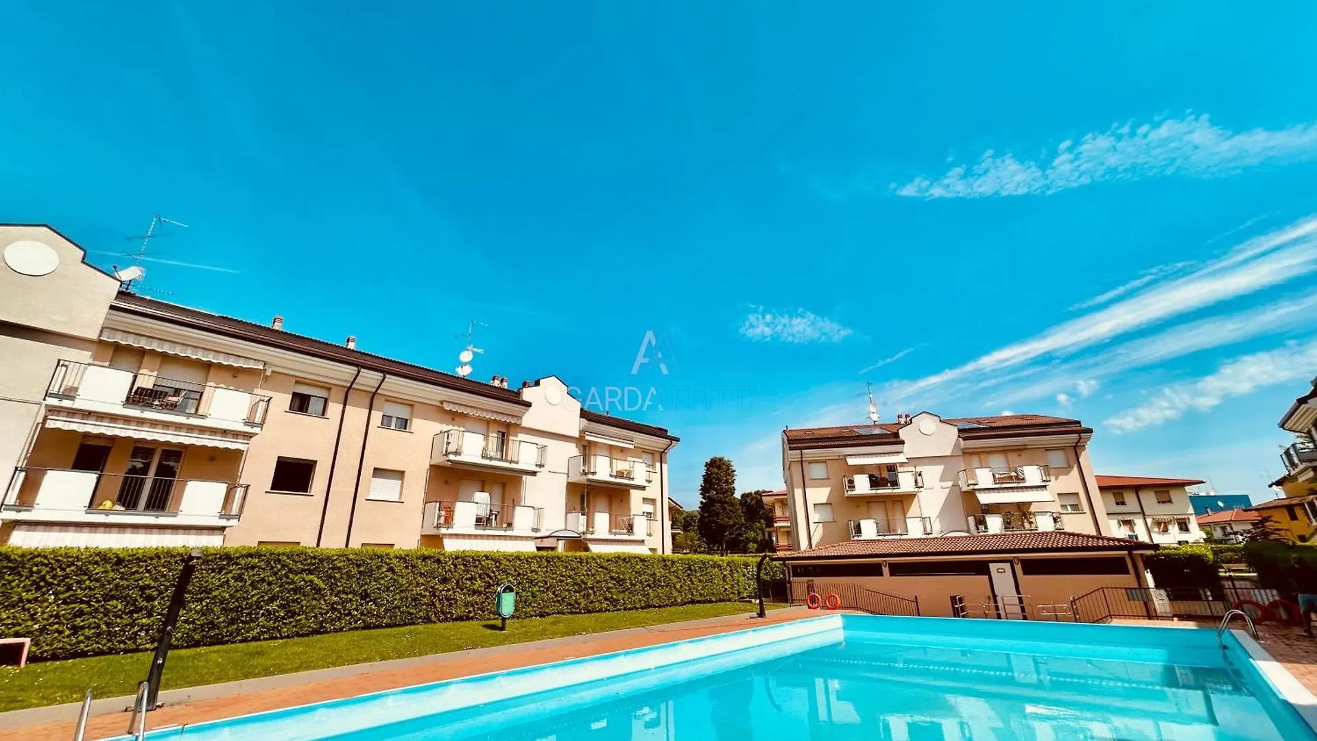 Little Italy Apt- Piscina E Relax Al Lago Di Garda location