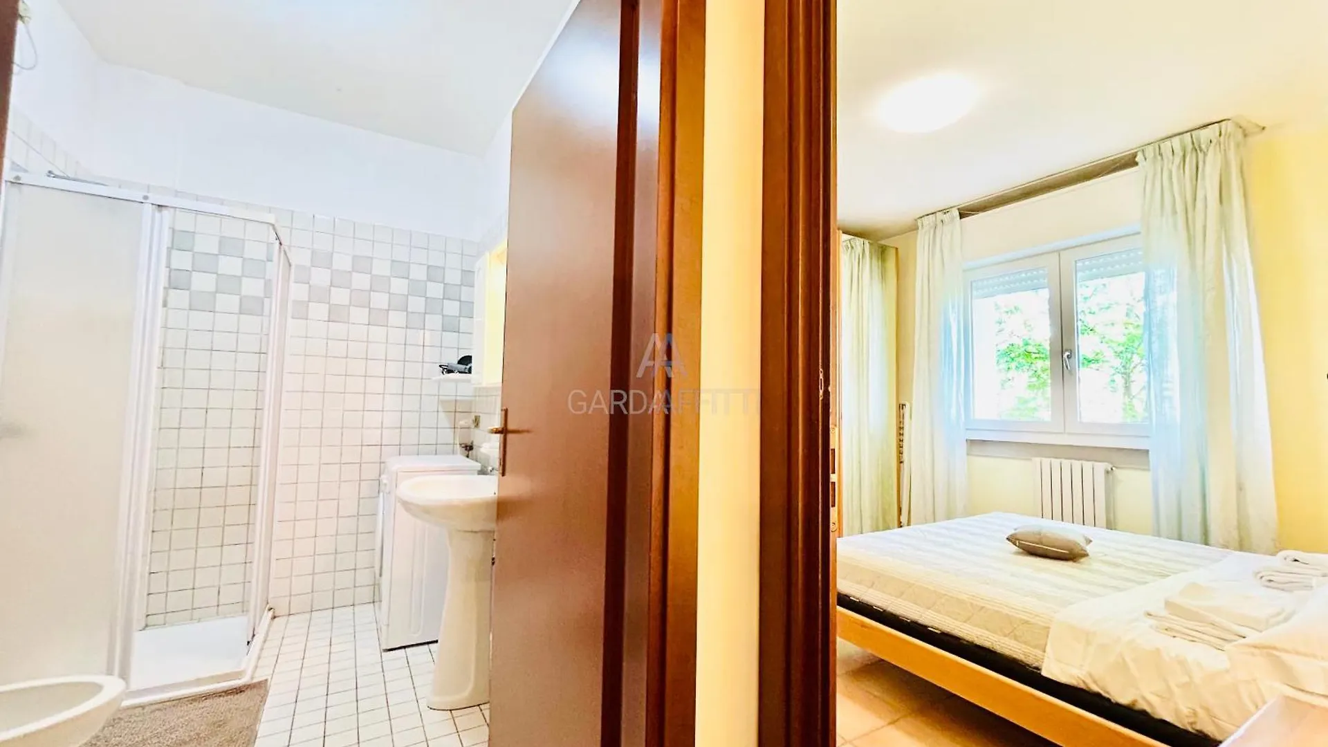 Little Italy Apt- Piscina E Relax Al Lago Di Garda Rivoltella del Garda